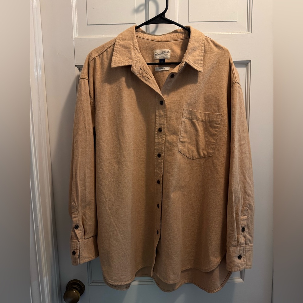 Universal Thread Oversized Tan Shirt/Shacket